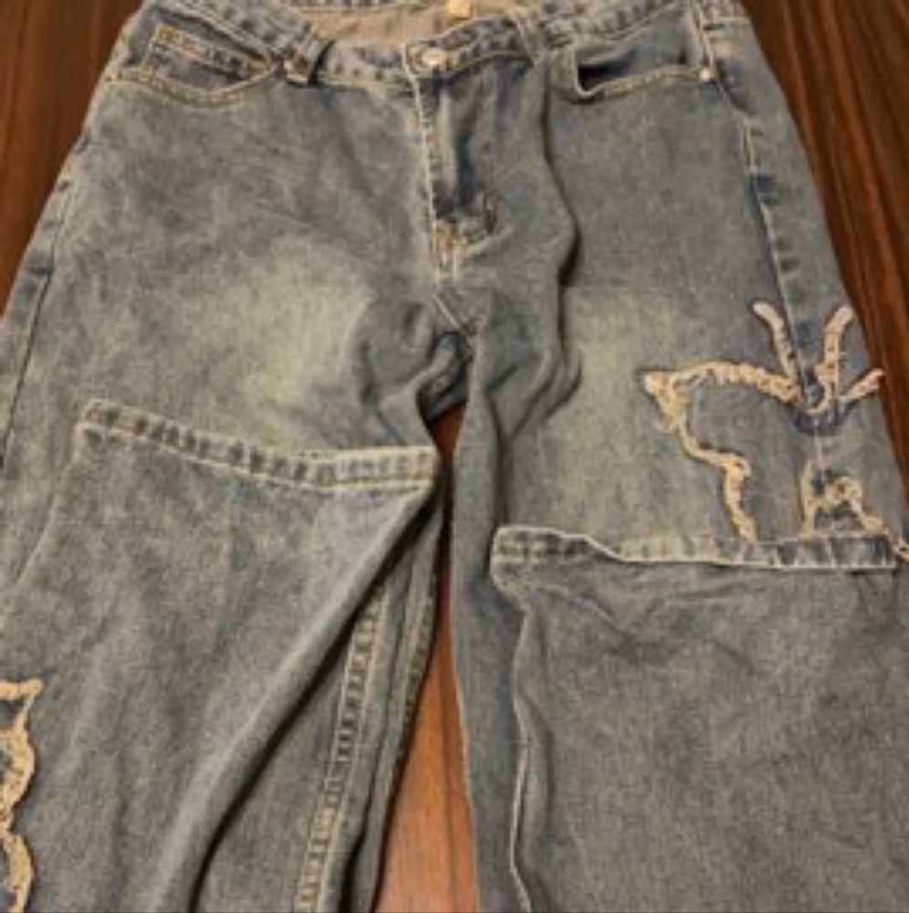 Angel kiss butterfly jeans size 7/28 faded blue